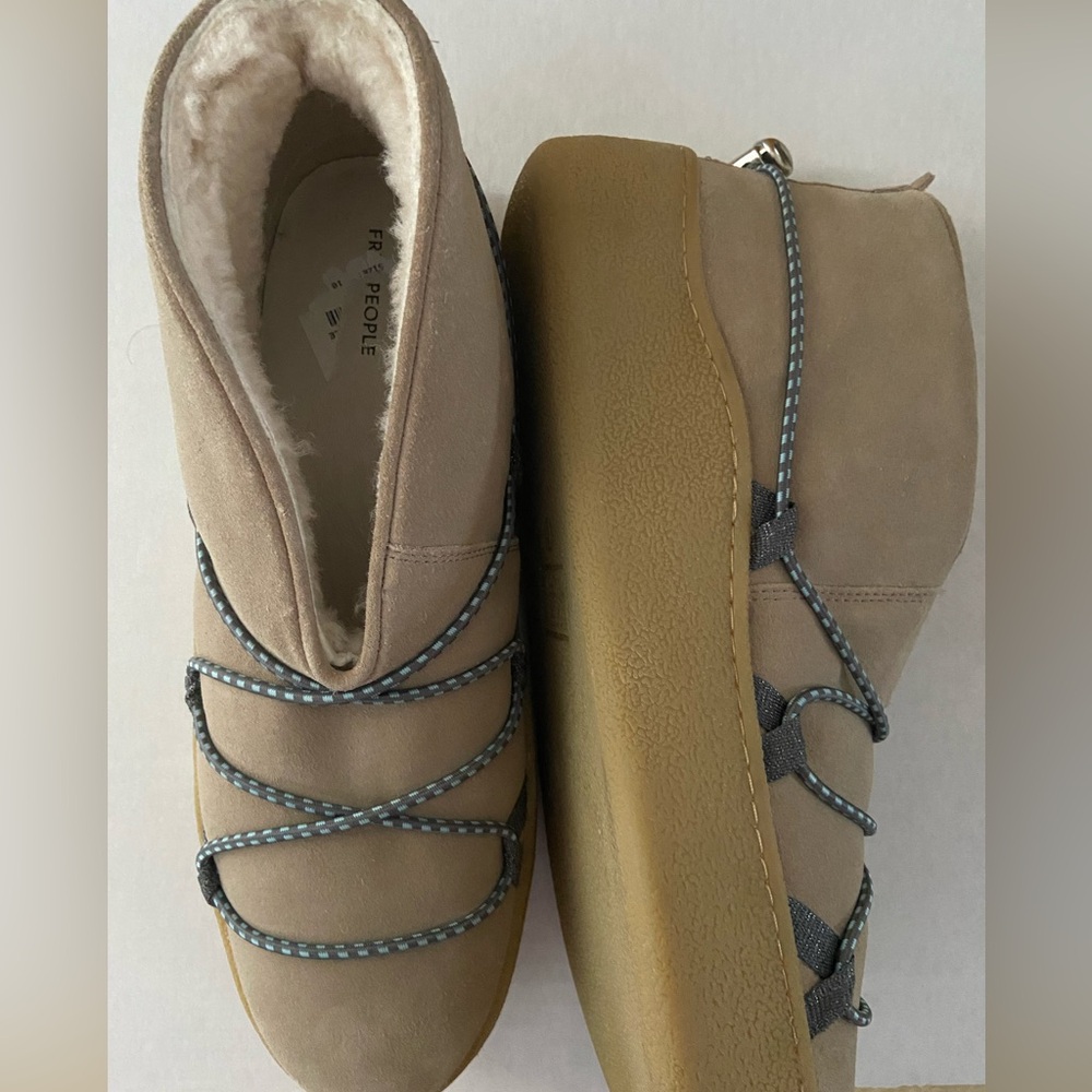 Free People Tan Ankle Boots - Picture 7 of 9